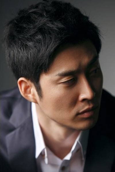 Фото  (Yeom Woo-sang)