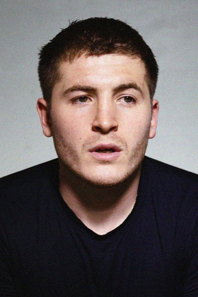 Фото  (Kieron Moore)