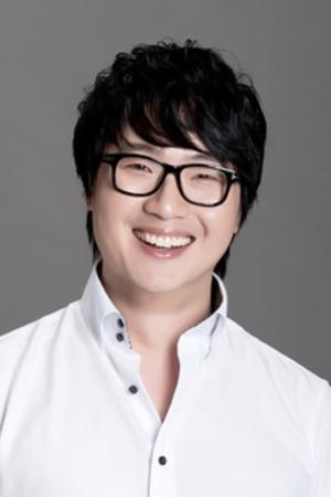 Фото  (Hong Bum-ki)