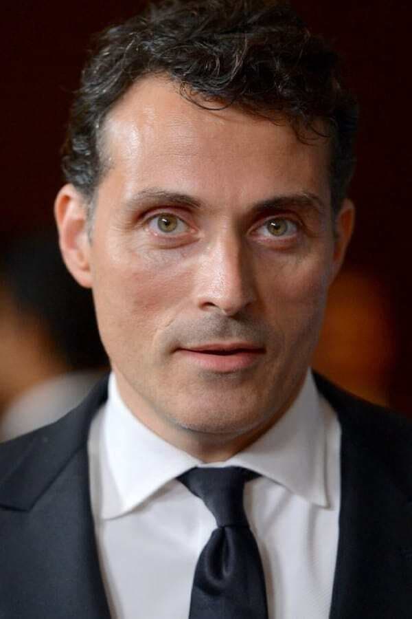 Фото Руфус Сьюелл (Rufus Sewell)