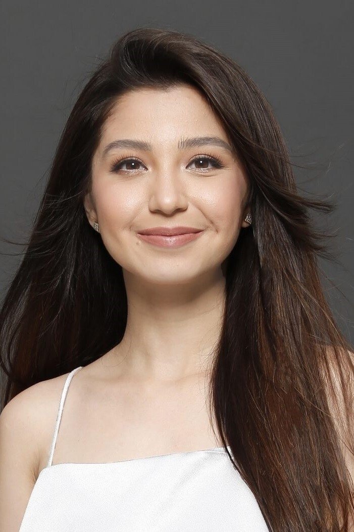 Фото  (Donnalyn Bartolome)