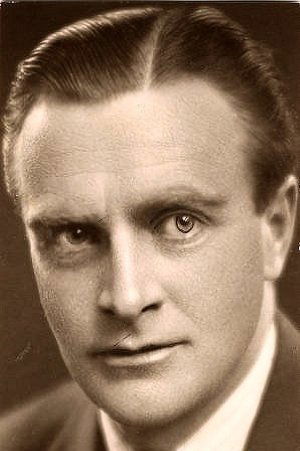 Фото  (Maurice Colbourne)