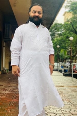 Фото  (Fuzail Waris)