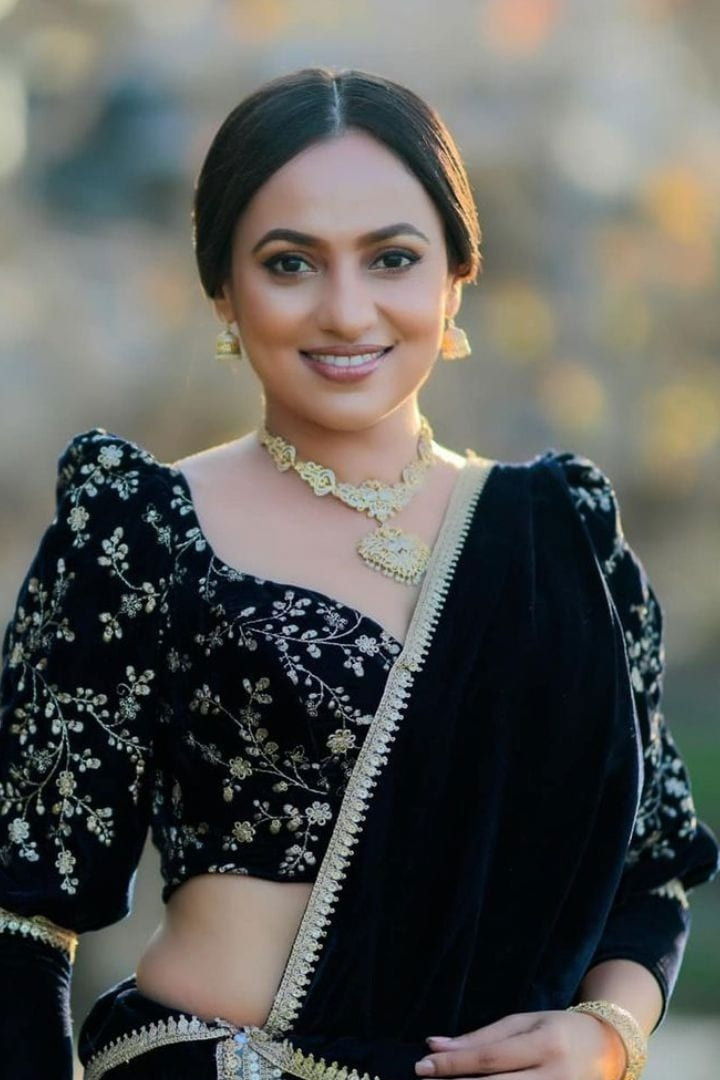 Фото  (Udari Warnakulasooriya)