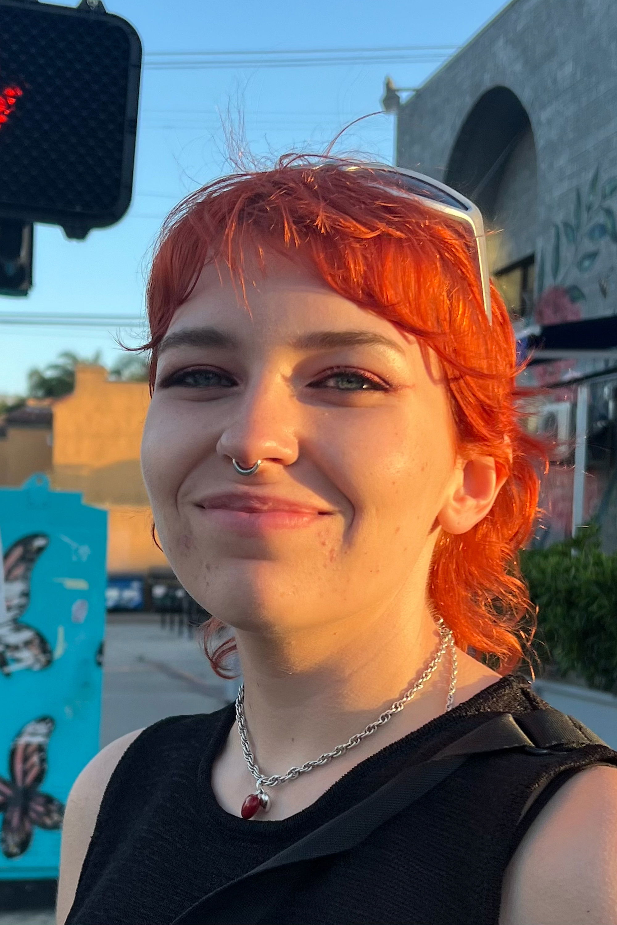 Фото  (Amy Hewett)