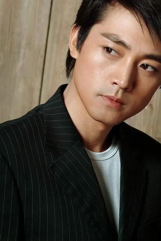 Фото  (Wu Junchen)