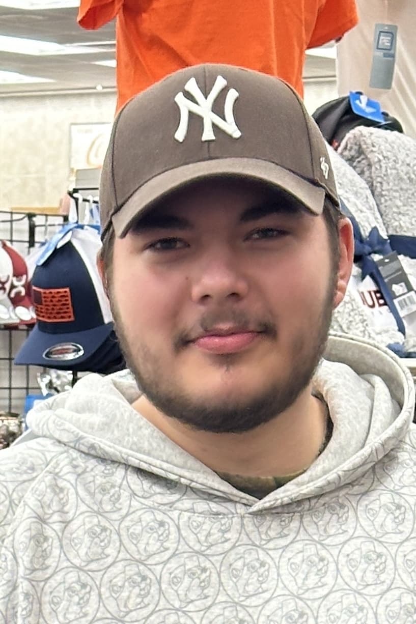 Фото  (Rylan Corley)