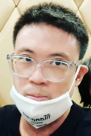 Фото  (Sakon Wongsinwises)