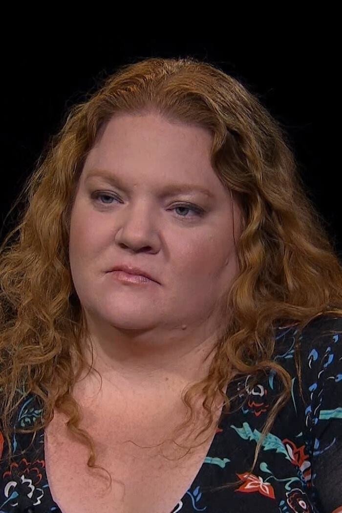 Фото  (Molly McKew)