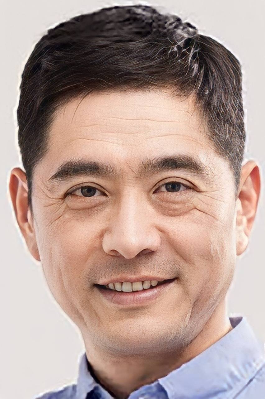 Фото  (Lu Zhong)