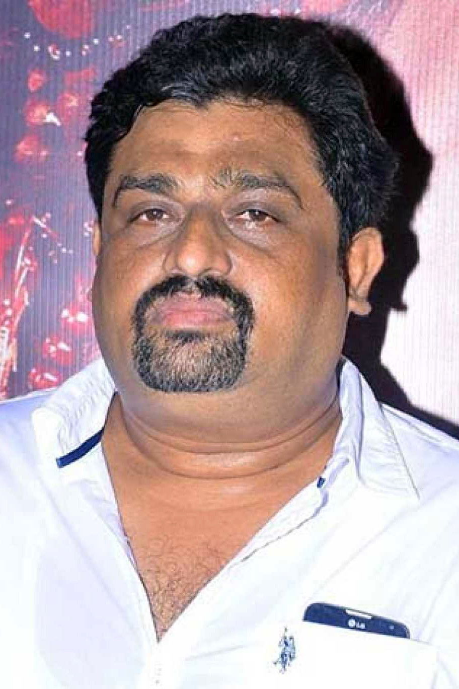 Фото  (John Max)