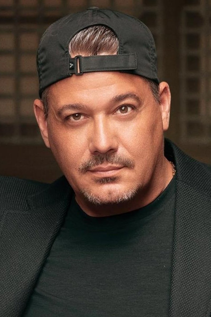 Фото  (Rob Mariano)