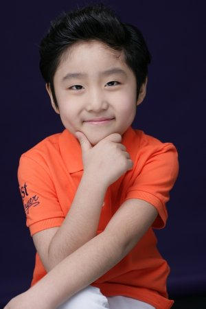 Фото  (Ahn Sung-hoon)