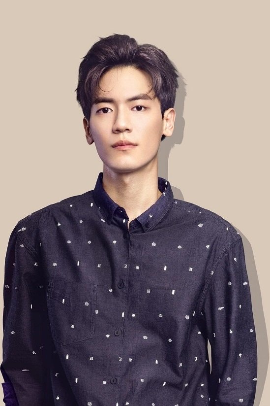 Фото  (Jie Shi Ming)