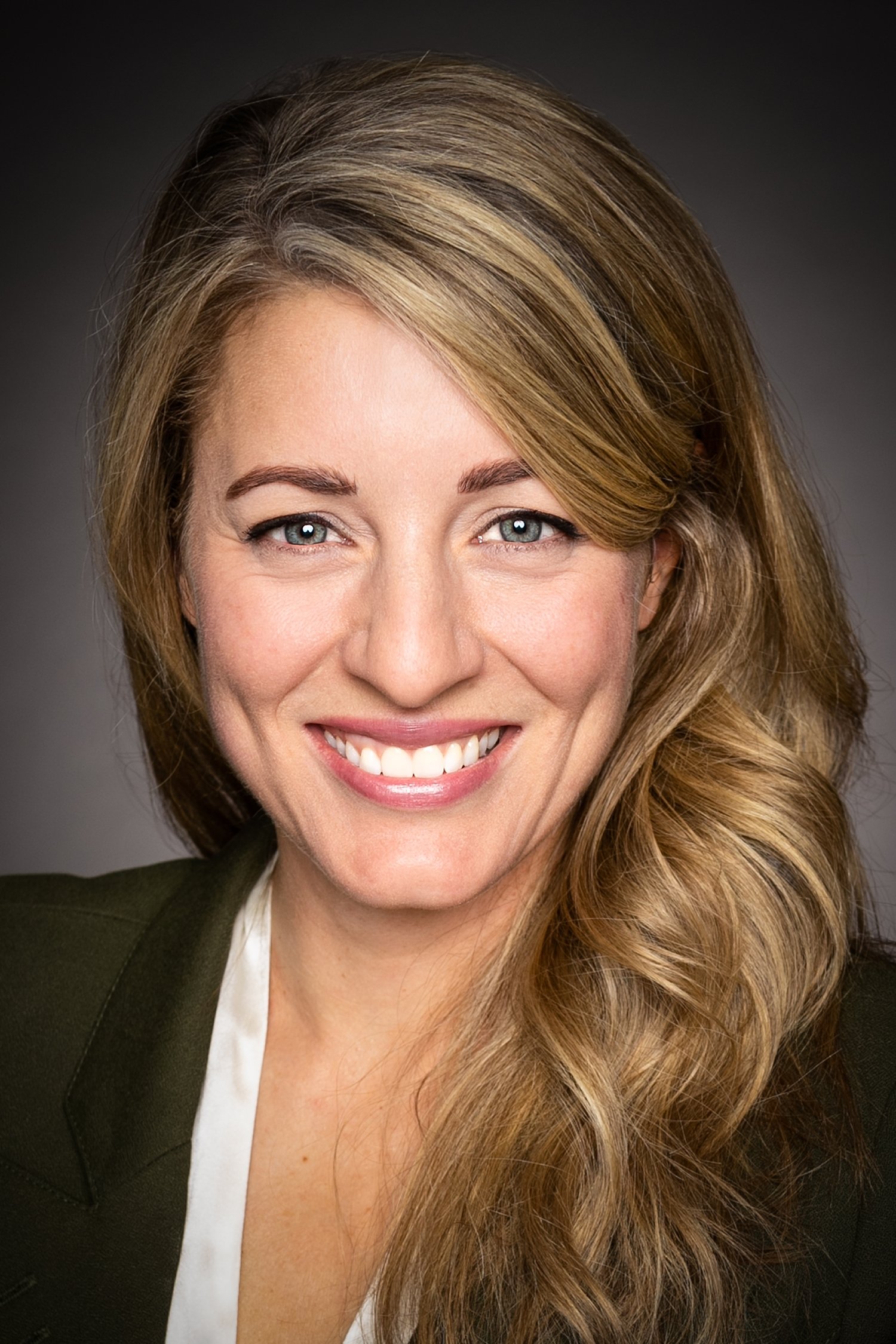 Фото  (Mélanie Joly)