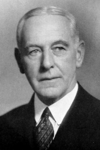 Фото  (C.M. Hallard)