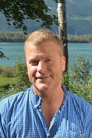 Фото  (Dean Eadie)