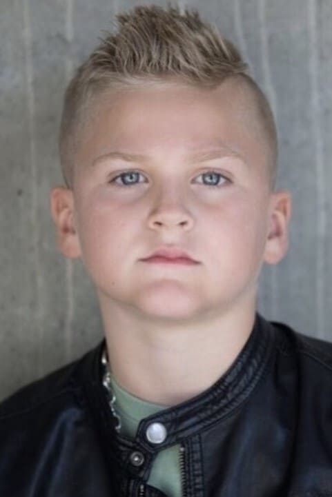 Фото  (Talon Worden)