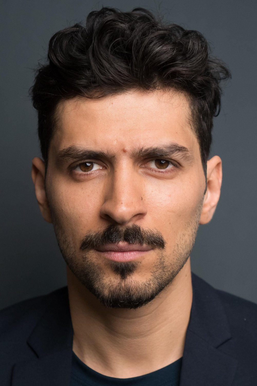 Фото  (Tourialay Akbari)