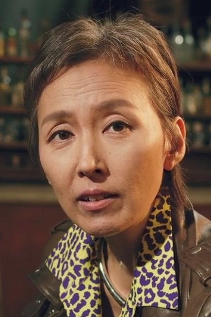 Фото  (Kang Myeong-ju)