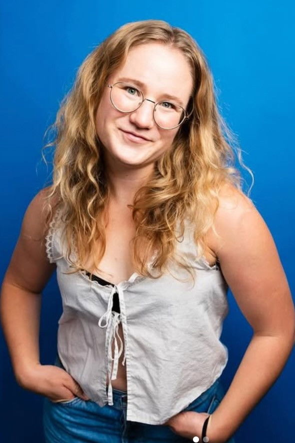 Фото  (Rainie Toll)