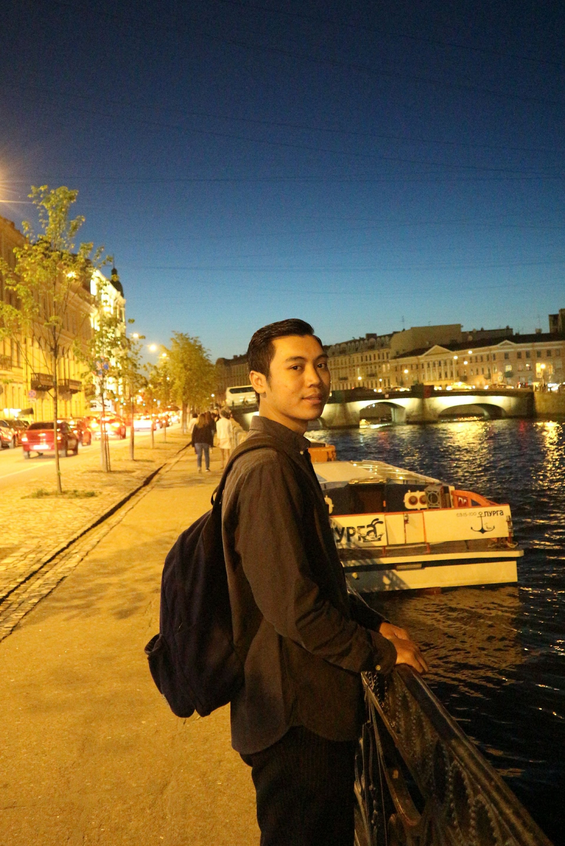 Фото  (Bangun Setiawan)