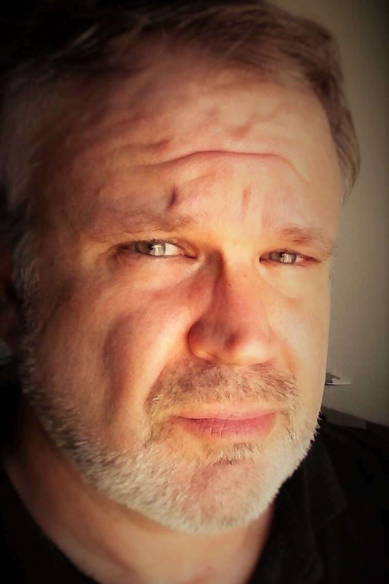 Фото Кріс Канефф (Khris Kaneff)