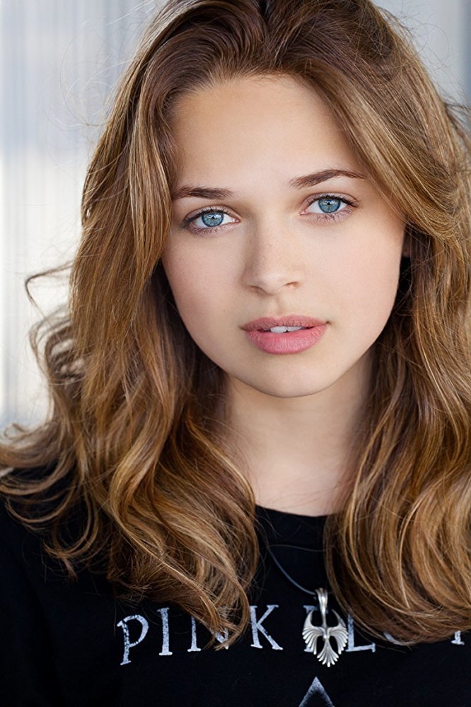 Фото  (Alyssa Jirrels)