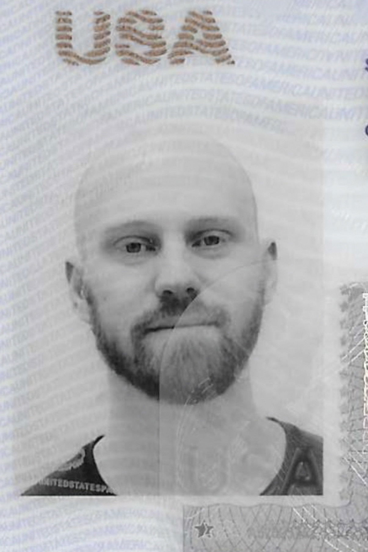 Фото  (Parker Rouse)