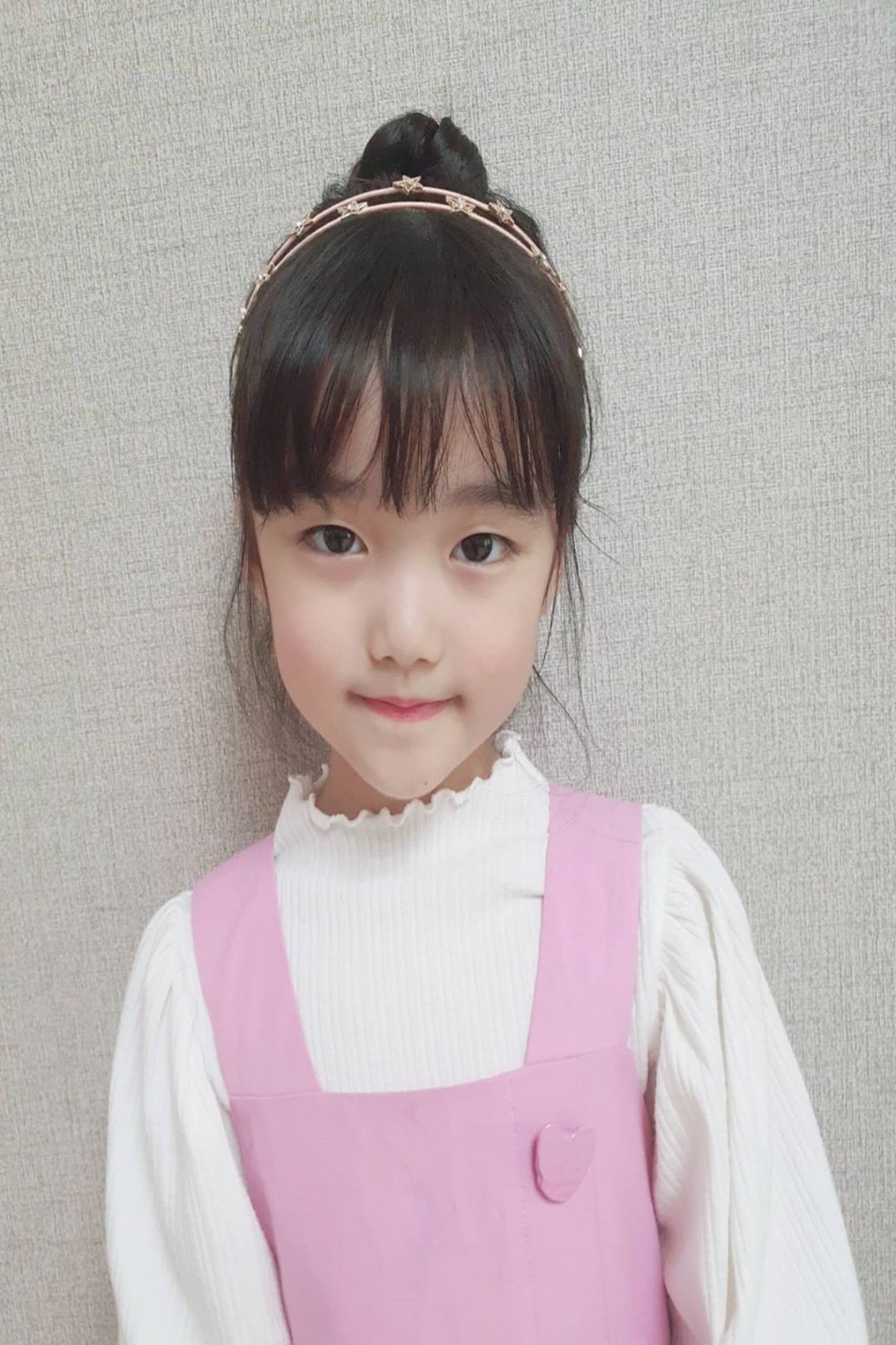 Фото  (Yoon Byul-ha)