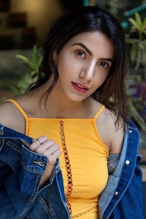 Фото  (Arya Poorti)