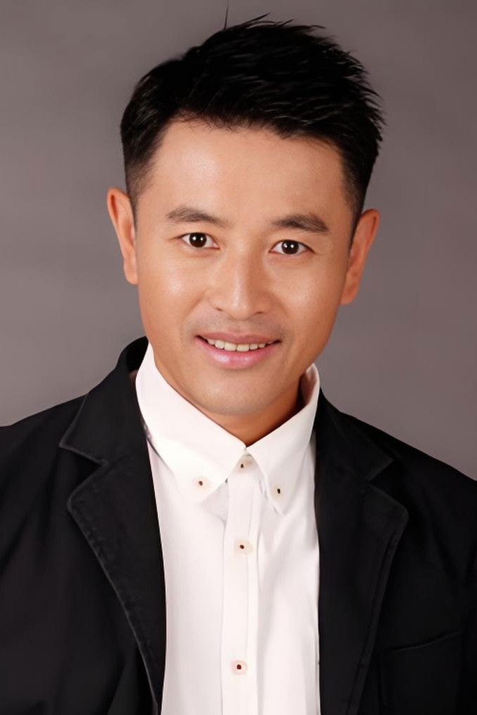 Фото  (Li Xinyang)