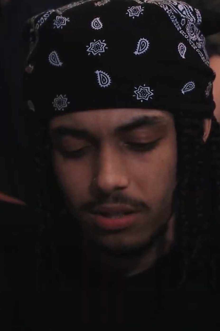 Фото  (Elijah Israel-Hampton)