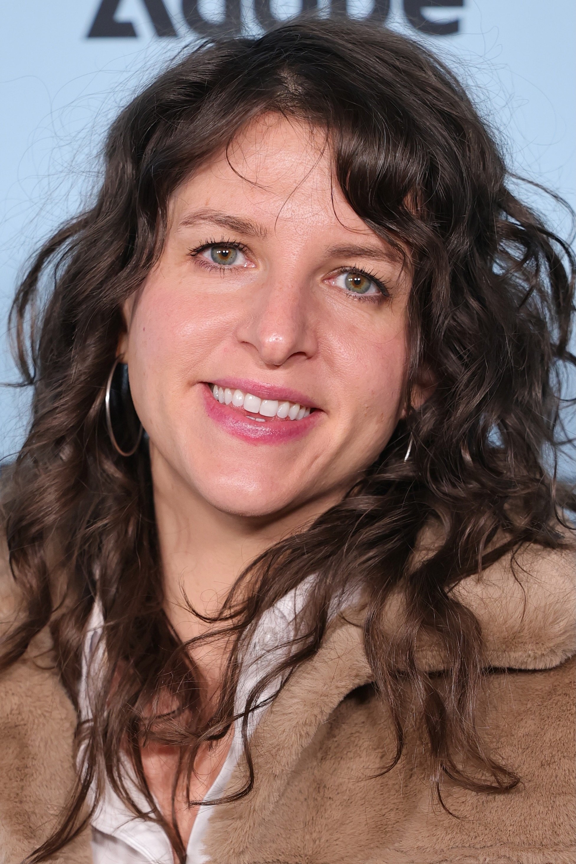 Фото  (Megan Falley)