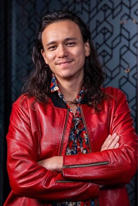 Фото  (Shal Ngo)