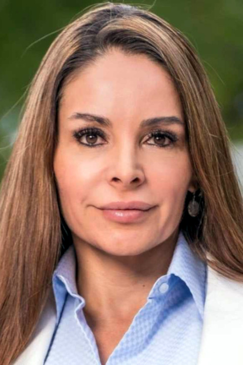 Фото  (Sasha Larkin)