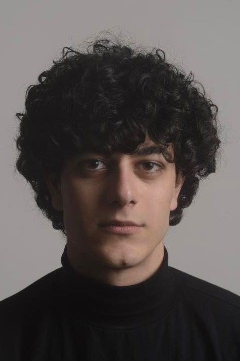 Фото  (John Korres)