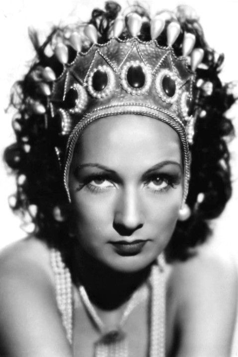 Фото  (Joyzelle Joyner)