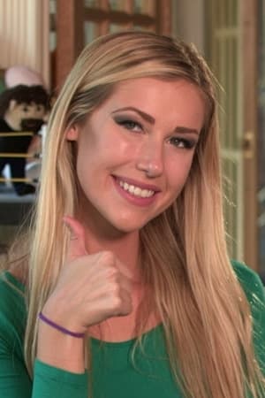 Фото  (Noelle Foley)
