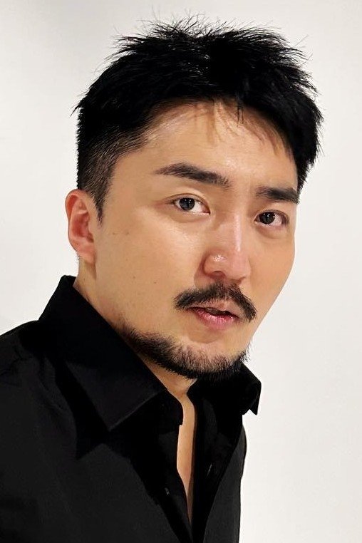 Фото  (Yoo Byung-jae)