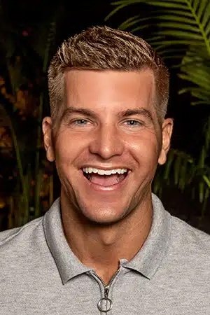 Фото  (Brandon Foster)