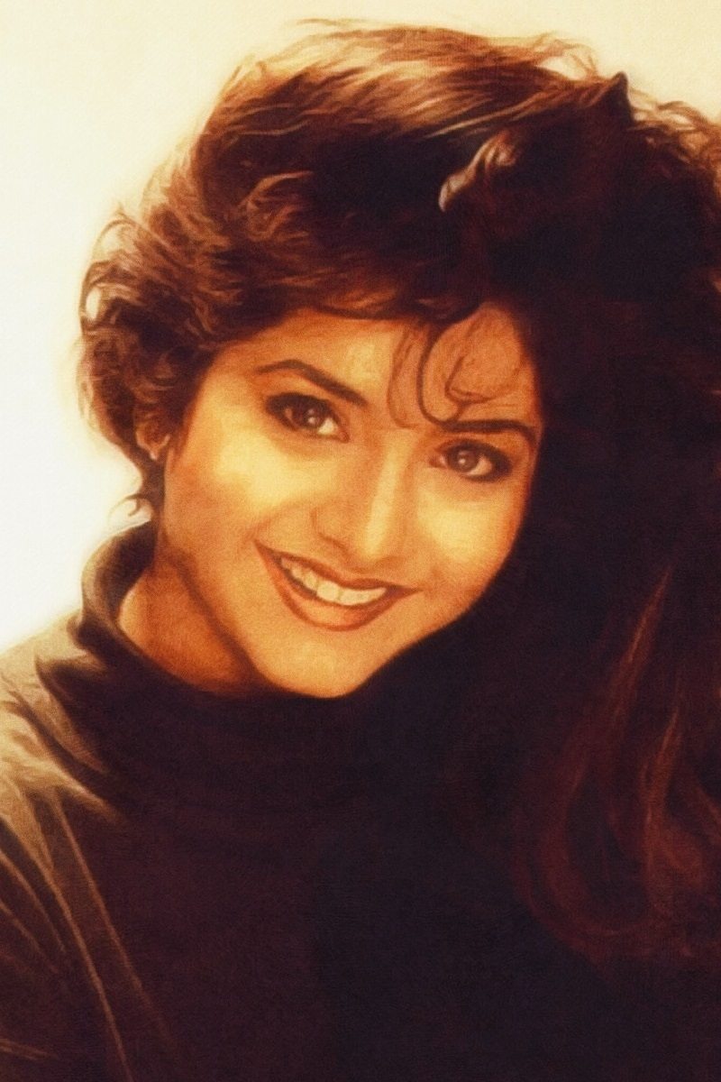 Фото  (Divya Bharti)