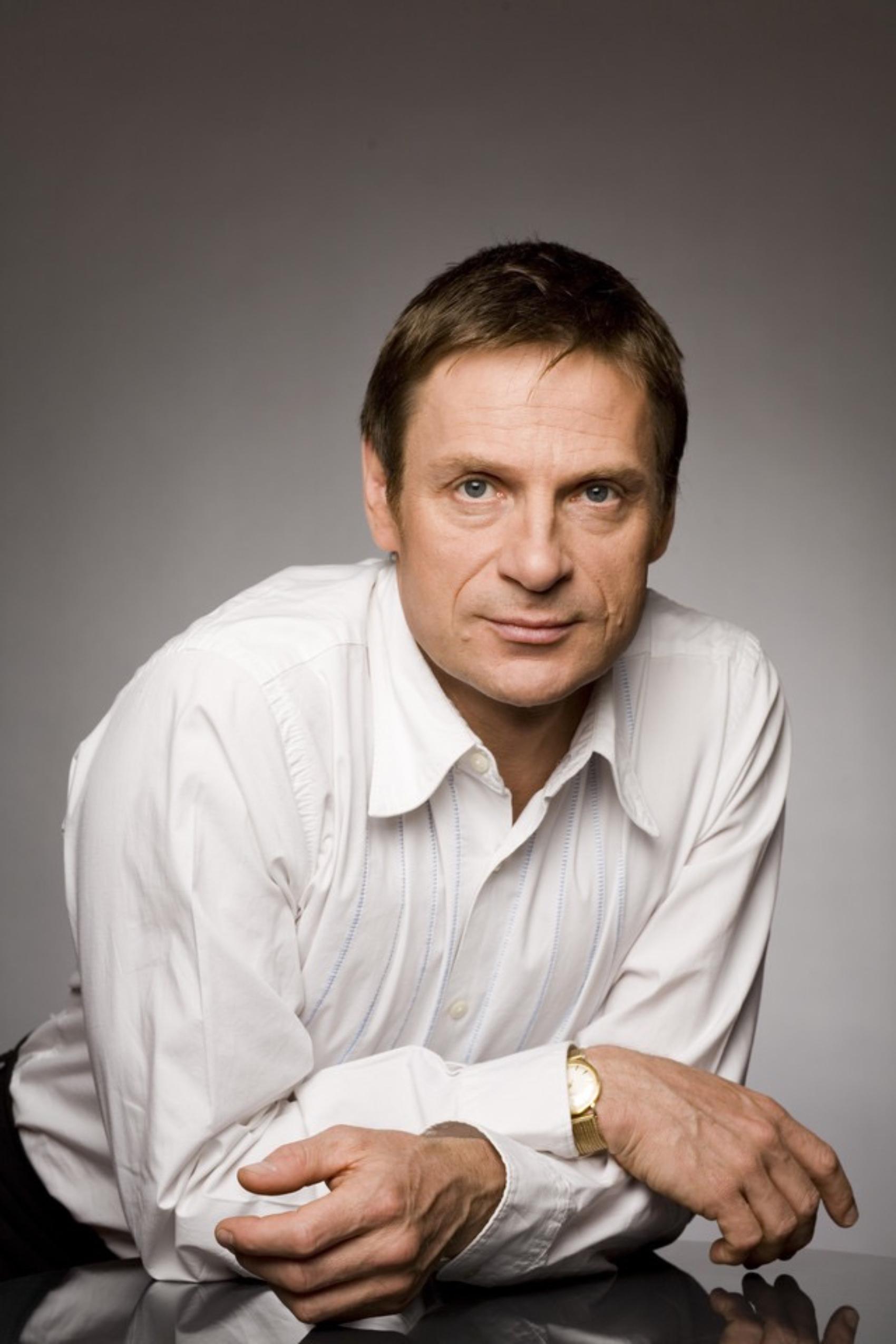 Фото  (Simon Keenlyside)