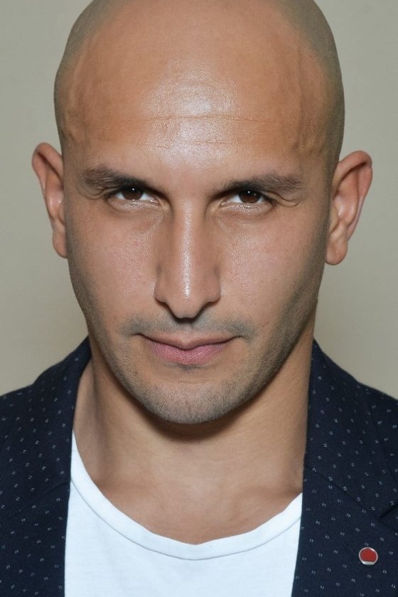 Фото  (Jay Nifaoui)