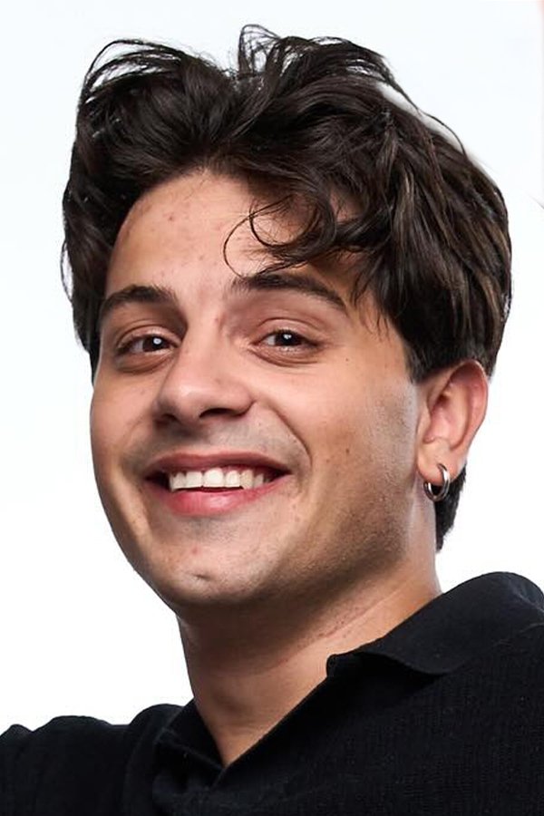 Фото  (Ryan Mark De Battista)