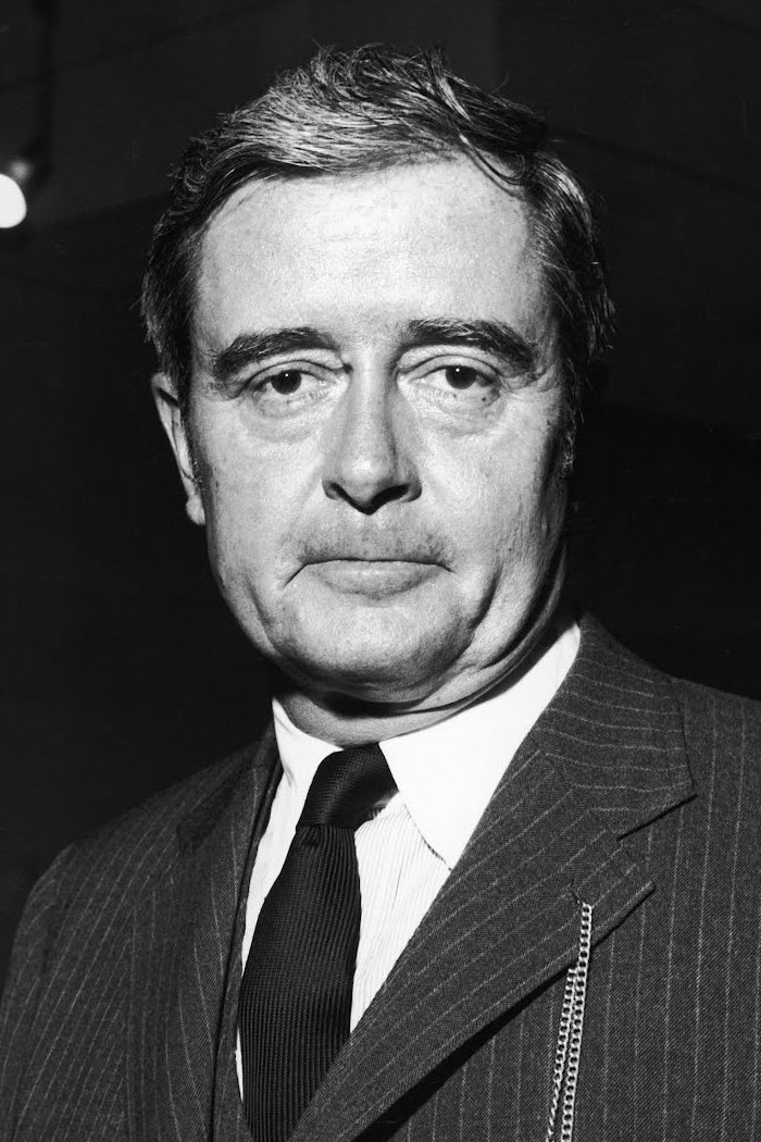 Фото  (Kingman Brewster)