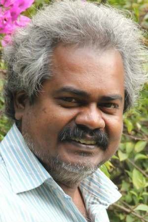Фото  (Kayal Devaraj)