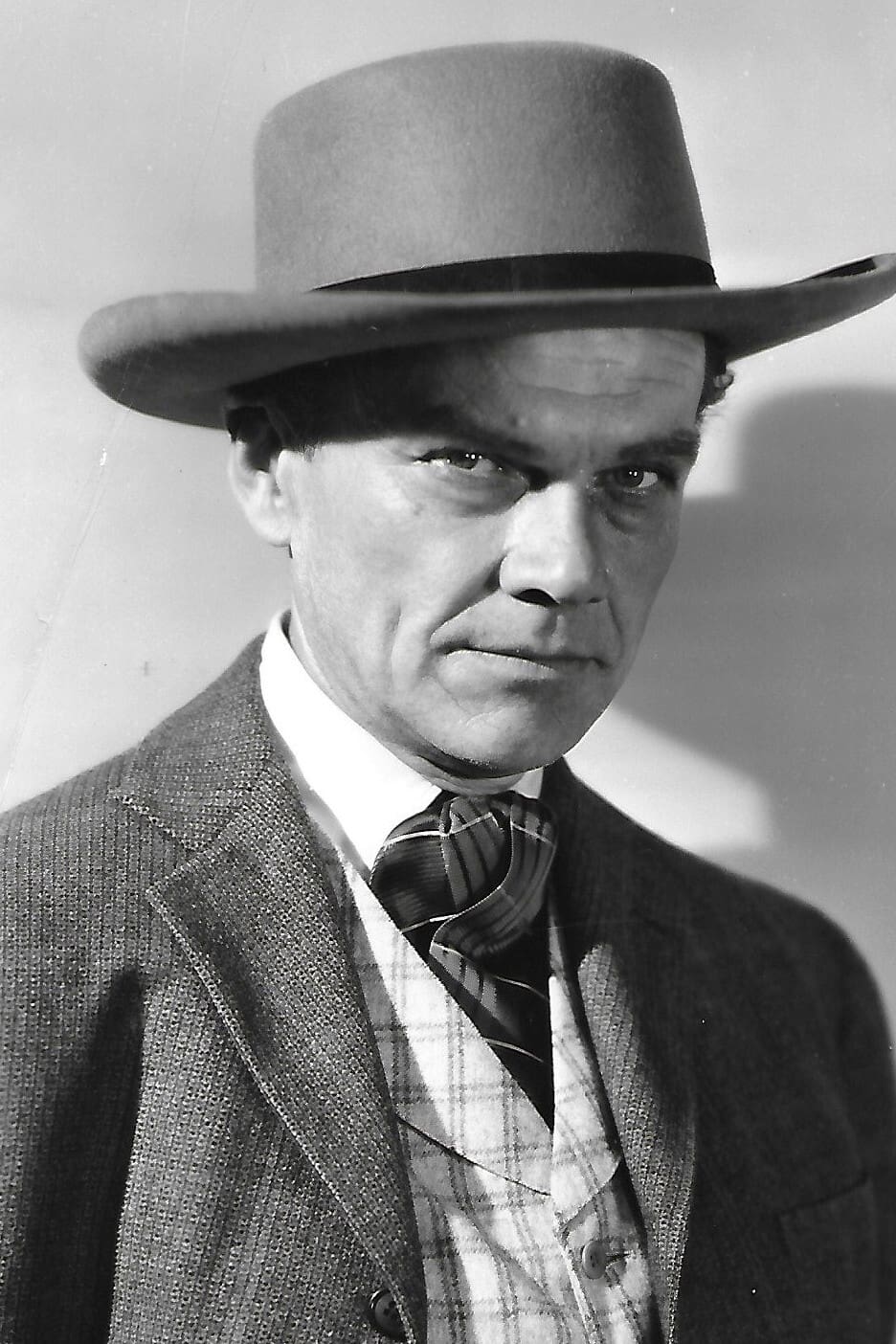 Фото Рей Беннет (Ray Bennett)