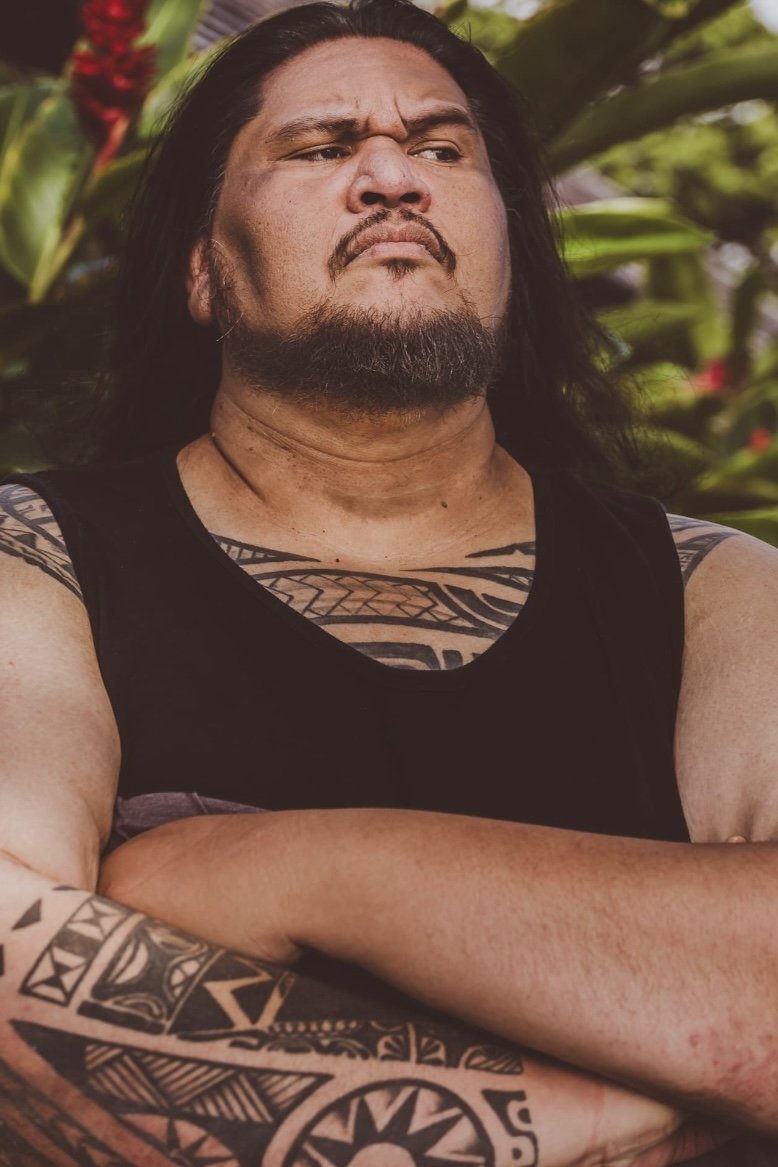 Фото  (David Hekili Kenui Bell)