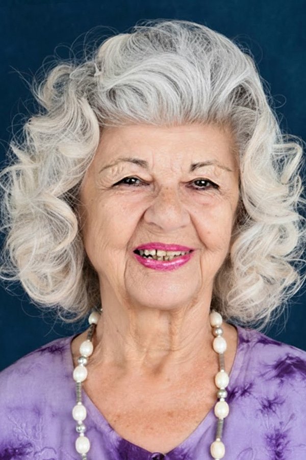 Фото  (Jeyan Mahfi Tözüm)